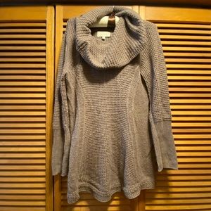 Angel of the North for Anthropologie sweater tunic
